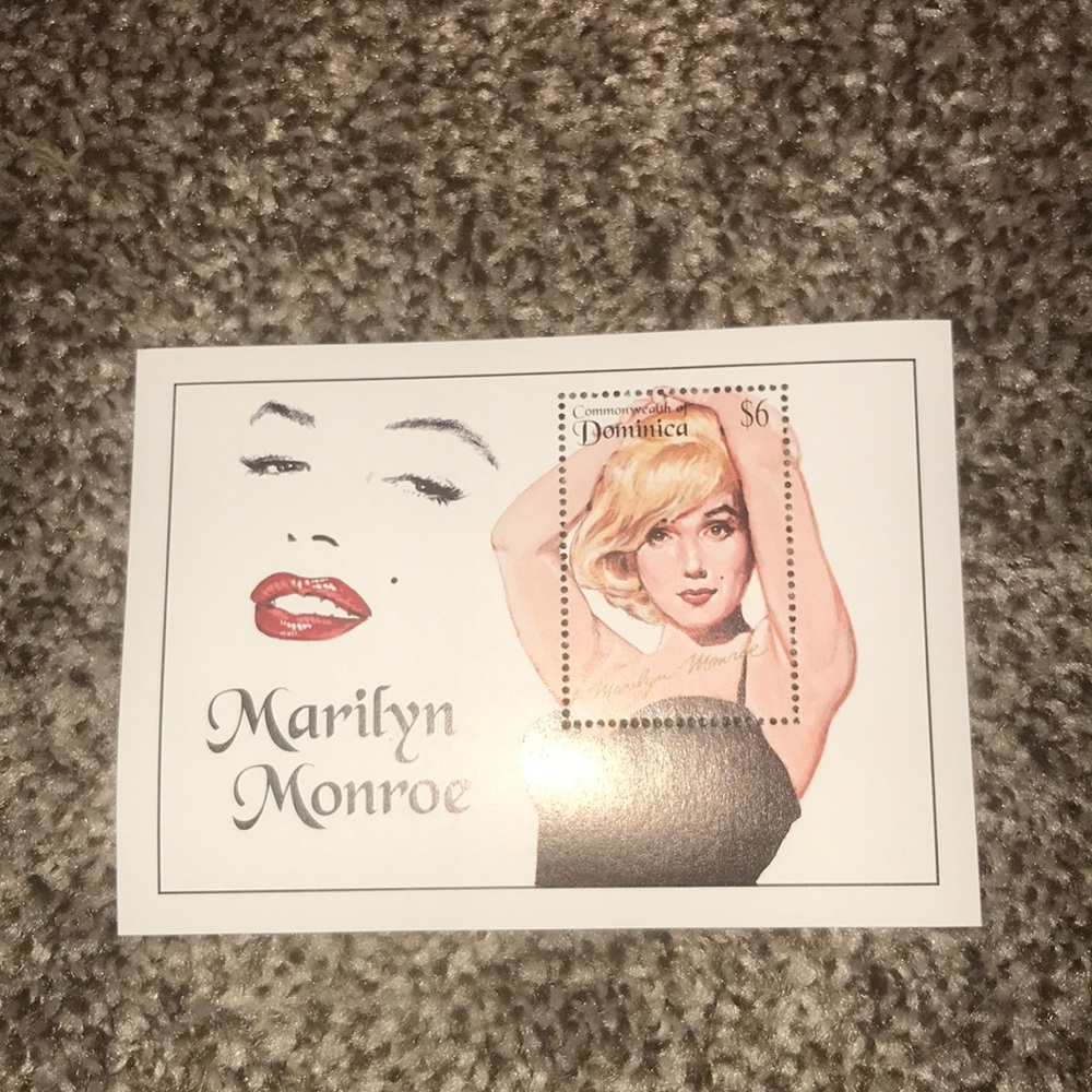 Marylyn Monroe stamp